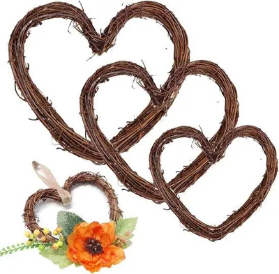 Produktbild von Rattan Kranz Set 3-teilig - Herzform