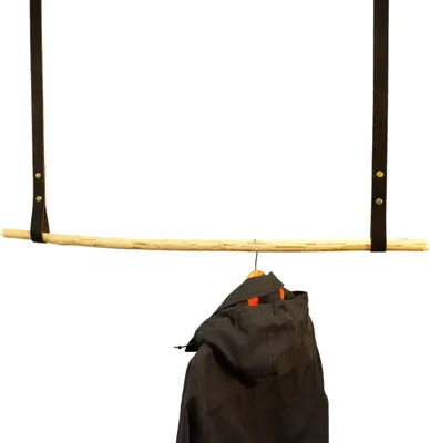 Produktbild von herbeschick. Garderobenstange Naturbursche Hängegarderobe, Leder schwarz 60 cm, Stock geschält 85 cm; Beschläge silber