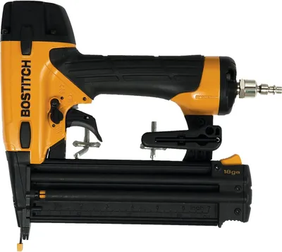 Zdjęcie produktu dla BOSTITCH BT1855-E Gwoździarka - BT13 15 - 55 mm - werkstatt-king.de - Gwoździarka pneumatyczna do gwoździ wbijanych, zestaw z walizką