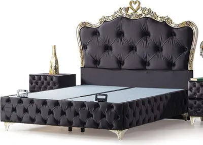 Produktbild von Casa Padrino Luxus Barock Doppelbett Schwarz / Cremefarben / Gold - Verschiedene Größen - Handgefertigtes Massivholz Bett im Barockstil - Barock Schlafzimmer & Hotel Möbel - Edel & Prunkvoll