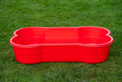 Produktbild von DogsLand Hundepool in Knochenform - 120 cm, rot, für große und kleine Hunde, Verwendbar als Hundebett, Biss- und krallenfest, UV-beständig, 100% Recyclebar,  Germany