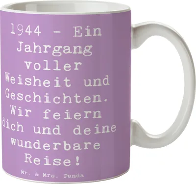 Produktbild von Mr. & Mrs. Panda Kaffeebecher Spruch 1944 Geburtstag - Lavendeltraum - Geschenk, feiern, Geburtstagsgeschenk, Happy Birthday, schöne tasse, Bedruckte, Alter, Pott