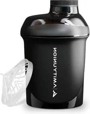 Immagine prodotto di Shaker per proteine con filtro - Shaker da 400 ml senza BPA per frullati proteici - con proteine del siero di latte - Nero