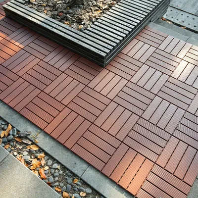 Produktbild von Set mit 54 Kunststoff-Terrassenplatten – Wetterbeständige Terrassenplatten für den Innen- und Außenbereich