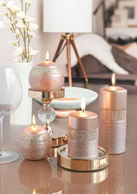 Produktbild von Artman Queen Dekorationskerze Gold Champagner 18 cm