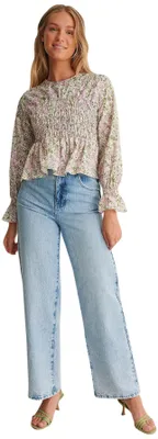 Produktbild von NA-KD Damen Bluse mit gesmoktem Schößchen, rosa Blume, 60