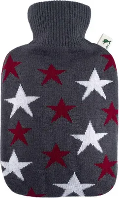 Produktbild von Hugo Frosch Klassik Wärmflasche 1,8 L, Strickbezug, Sterne bordeaux