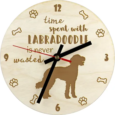 Obrázok produktu pre Labradoodle - hodiny so psom, drevené hodiny s gravírovaním, personalizované hodiny od Art-Dog