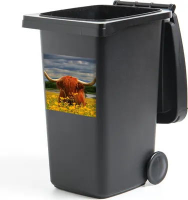 Produktbild von MuchoWow® Mülltonnenaufkleber Schottischer Highlander - Tiere - Blumen 40x40 cm - Abfall-Aufkleber - Container - für Abfallcontainer