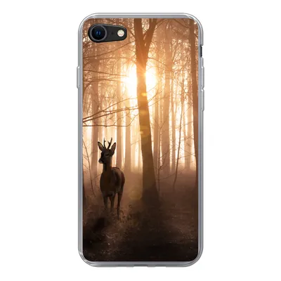 Produktbild von MuchoWow® Handyhülle Schutzhülle Hülle für iPhone 8 Wald - Hirsche - Sonne - Bäume - Winter - Natur - Tiere Silikon Softcase Handy Hülle - Schutzhaube