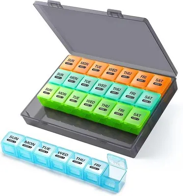 Produktbild von Famanu Tablettenbox 7 Tage - Kompakte Medikamentenaufbewahrung für Reisen