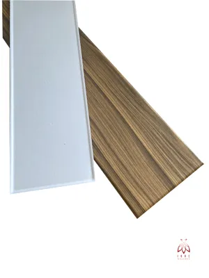 Obrázok produktu pre 20 m2 / 120 kusov stropné obklady stropné panely drevené stropné obklady drevený vzhľad imitácia dreva strieborný polystyrén