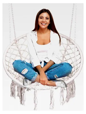 Produktbild von Hängesessel im Boho-Stil aus Makramee für Innen- und Außenbereich mit Metallrahmen, belastbar bis 150 kg