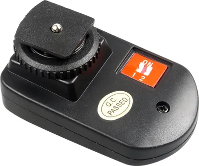 Produktbild von PT-04GY 4 Kanaele Wireless Remote Speedlite-Blitzausloeser Universal- mit 1 Sender & 2 Empfaenger fuer Canon Nikon Pentax Olympus