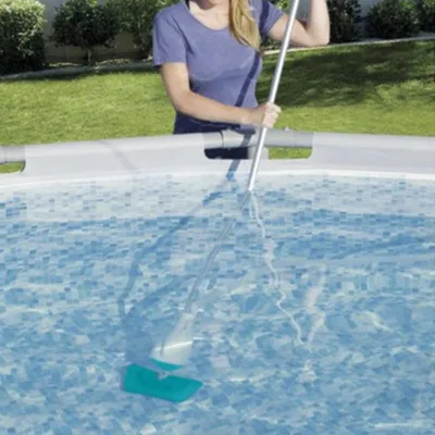Produktbild von Bestway® pumpenbetriebener Poolsauger AquaPristine™ für Poolgrößen bis 457 cm