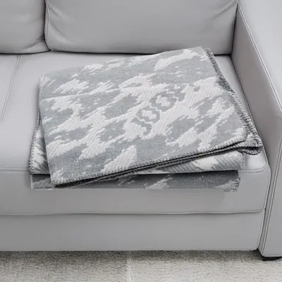 Produktbild von JOOP! Wohndecke Spirit 150 x 200 cm, silber