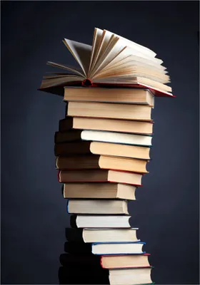 Produktbild von Wallario Poster - Bücherstapel, Kunstdruck Größe: 70 x 100 cm