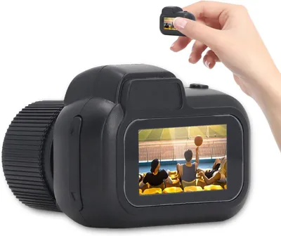 Productafbeelding van Digitale Camera 1080P - Draagbare Compactcamera - Sleutelhanger - 2MP Fotografie - 128 GB Uitbreidbaar - Kleurdiplay - Compactcamera