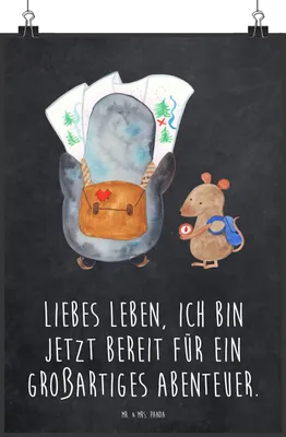 Produktbild von Mr. & Mrs. Panda Bild Pinguin & Maus Wanderer DIN A2 - Kreidetafel - Geschenk, Wanderlust, wanddeko, Abenteuer, Plakat, Wandern, Wandbild, drucke, Kunstdruck