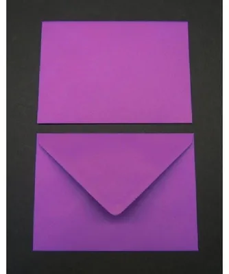 Produktbild von Briefumschläge 133x184mm 100g/qm gummiert VE=100 Stück aubergine
