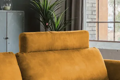 Produktbild von KAWOLA Kopfstütze MALTA Stoff gold