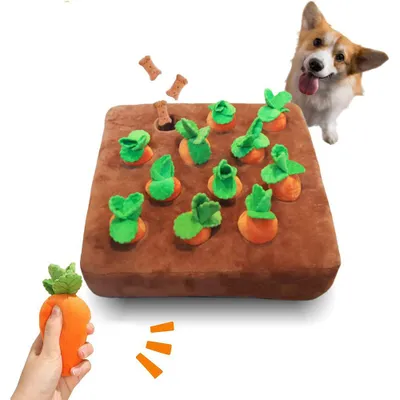 Obrázek produktu pro Interaktivní hračka pro psy iFur: puzzle s mrkvemi, čichací podložka o rozměrech 33 x 33 cm s 12 plyšových mrkví, které pískají. Vhodné pro malé, střední i velké psy