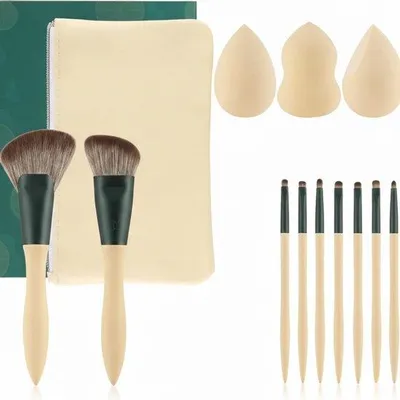 Produktbild von Famanu Make-uppinselset 17-teilig - Professionelle Pinsel für Foundation, Puder und Lidschatten