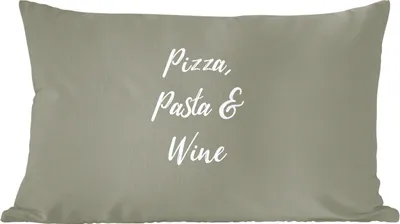 Produktbild von MuchoWow® Zierkissen Sofakissen Wohnzimmer Dekokissen 60x40 cm Sprichwörter - Pizza, Pasta & Wein - Zitate - Essen - Trinken - Kopfkissen - Polster mit Foto