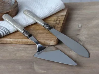Produktbild von Chic Antique I Linas Tortenheber und Kuchenmesser I perlmutt