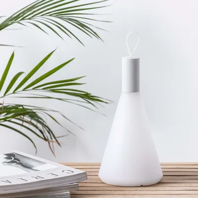 Produktbild von JUDAB tragbare wiederaufladbare RGB-Lampe Weiß
