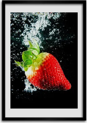 Produktbild von Bild - Bilderrahmen - Foto - 70 cm x 100 cm - MDF - Rahmen - Wandkunst - Erdbeere unter Wasser