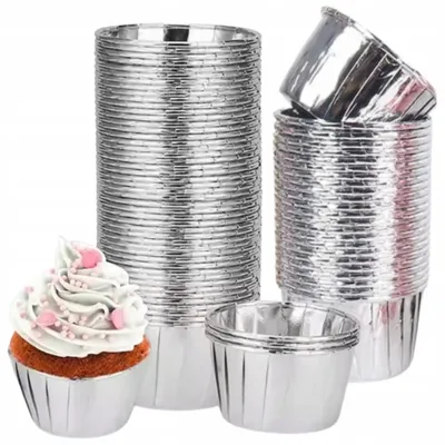 Produktbild von PartyPal Muffinförmchen Silber Backformen 20 Stück