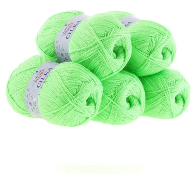 500g Strickgarn CILKA by VLNIKA Klassikgarn Strickwolle mit Schimmereffekt, hellgrün
