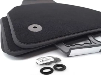 Immagine prodotto di Tappetini adatti per VW Golf 5 6 Jetta Scirocco Tappetini per auto in velluto Premium, nero, 4 pezzi