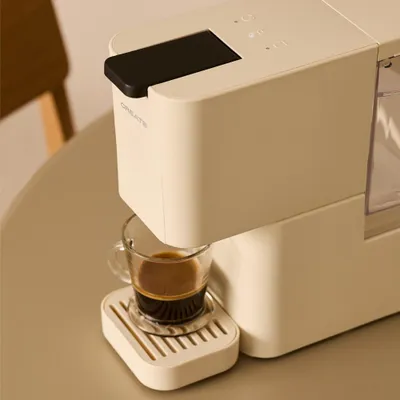 Produktbild von THERA STUDIO - Mehrkapsel-Express-Kaffeemaschine und gemahlener Kaffee