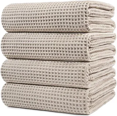 Produktbild von Unyqoos® Mikrofaser-Badetuch 4er Set – Extra groß 152 x 76 cm, Waffelstruktur, schnelltrocknend und superabsorbierend, leicht kompakt, mit Satinkante