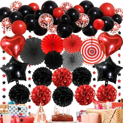 Productafbeelding van Partyset in zwart: papieren waaier, pompons, ballonnen, en een slinger, geschikt voor verjaardagen, bruiloften en afstudeerfeesten