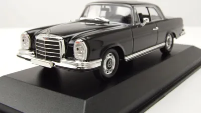 Produktbild von Maxichamps 940038121 Mercedes 280 SE 3.5 Coupe W111 1970 schwarz 1:43