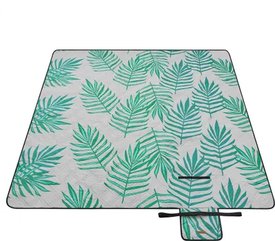 Produktbild von SONGMICS Picknickdecke, 200 x 200 cm, maschinenwaschbar, grau mit tropischem Farn