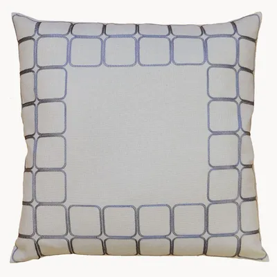 Productafbeelding van Kussensloop 40 x 40 cm met geborduurd ruitmotief. Afmetingen: 40 x 40 cm. Kleur: ecru