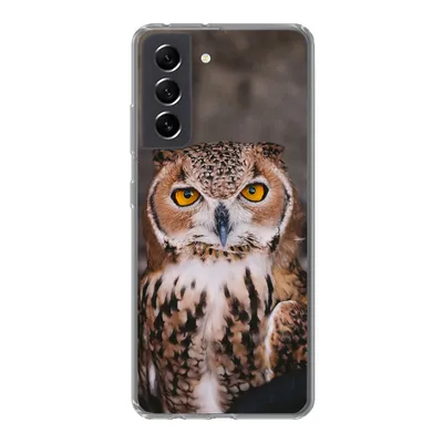 Produktbild von MuchoWow® Handyhülle Schutzhülle Hülle für Samsung Galaxy S21 FE Braune Eule schaut direkt in die Kamera Silikon Softcase Handy Hülle - Mobiltelefonhülle