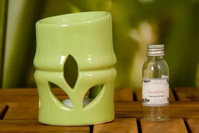 Produktbild von Duftlampe Bambus inkl. 30ml Duft: Jasmin