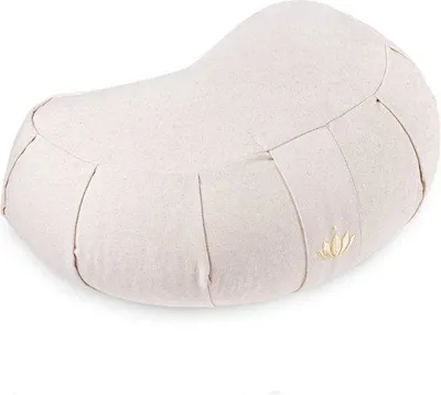 Zdjęcie produktu dla Poduszka medytacyjna Famanu "Półksiężyc" - wysokość siedziska 15 cm - poduszka do jogi wypełniona łuską gryki - zdejmowana i zmywalna obudowa z organicznej bawełny - certyfikat GOTS