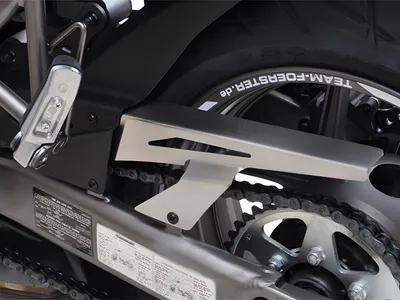 Produktbild von ZIEGER Kettenschutz kompatibel mit Kawasaki Versys 1000 silber