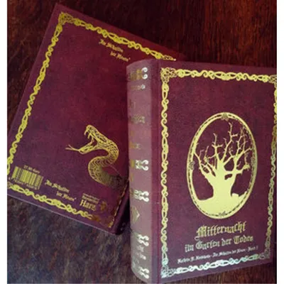 Obrázok produktu pre Buch Im Schatten der Hexen Band V, Hardcover Schmuckedition im Antikledertouch, Goldprägung, Stofflesezeichen