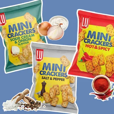 Productafbeelding van LU Mini Crackers Mix – Zout & Peper, Zure Room & Ui, Pittig, Knapperige crackerselectie, 3 soorten gecombineerd + Heartforcards® verzendbescherming