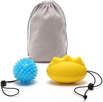 Produktbild von Famanu Handtrainer Set - Massageballen für Handtherapie und Fingertraining - 2 Stück