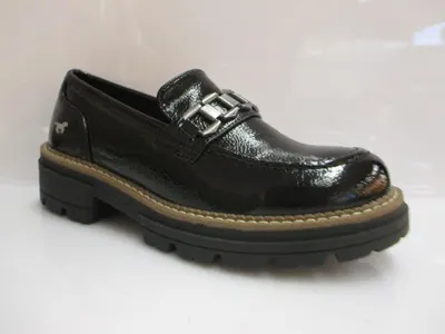Produktbild von Mustang Slipper schwarz in Gr. 39