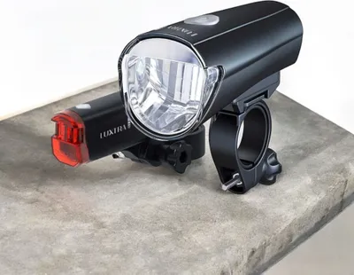 Immagine prodotto di Set di luci per bicicletta LUXTRA da 30 lux "a batteria", omologate StVZO con batterie Arcas