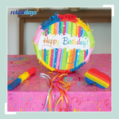 Produktbild von Geburtstags-Piñata-Set mit Fledermaus und Maske